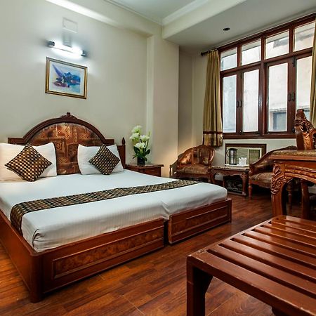 Hotel Sunstar Residency Delhi  Eksteriør bilde