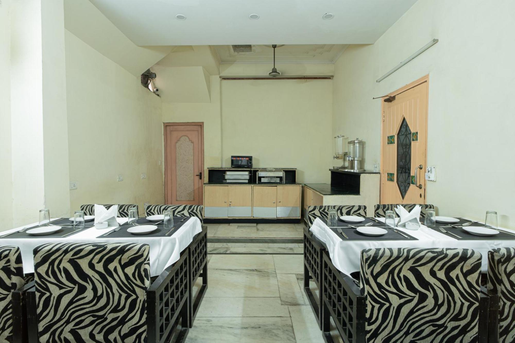 Hotel Sunstar Residency Delhi  Eksteriør bilde