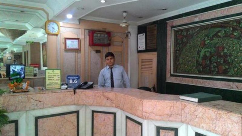 Hotel Sunstar Residency Delhi  Eksteriør bilde